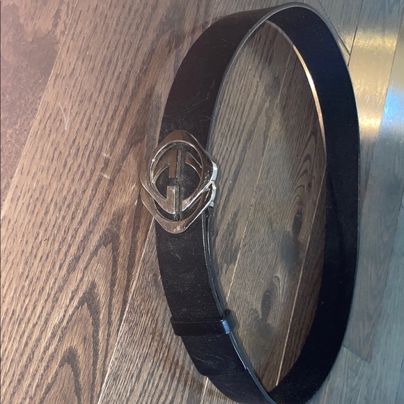 Gucci Black Leather Belt with Gold Buckle - Picture 1 of 4